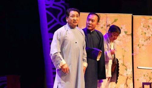 娱乐圈吃瓜相声视频,揭秘吃瓜相声背后的娱乐真相