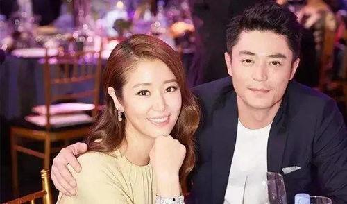 我在娱乐圈吃瓜爆红半个娱乐圈,一瓜爆红，半个娱乐圈都跟着沸腾