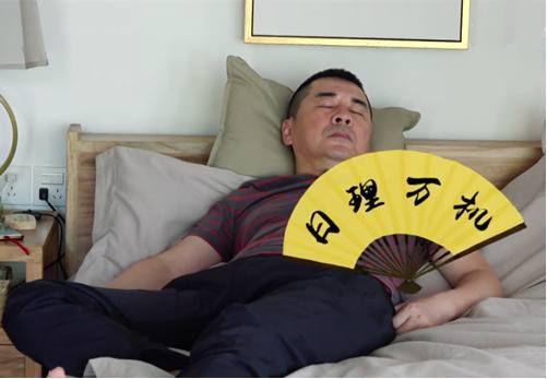 娱乐圈要谨慎吃瓜吗,谨慎吃瓜，理性看待流言蜚语